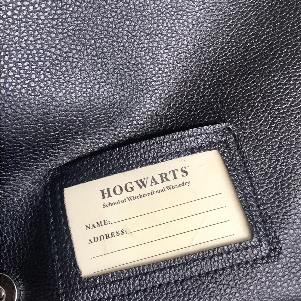 Warner Bros. Black Hogwarts Satchel Bag - Picture 7 of 8